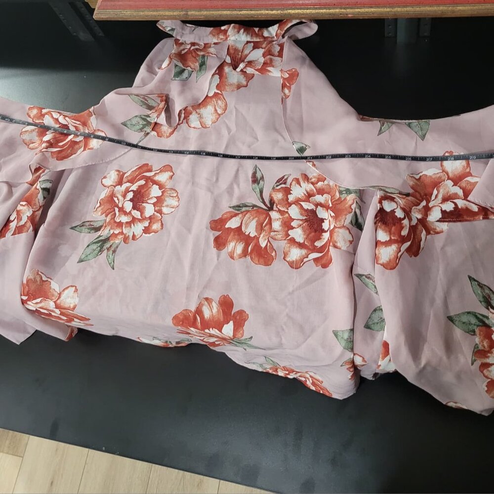 Pink Floral Halter Ruffle Blouse - Picture 6 of 9
